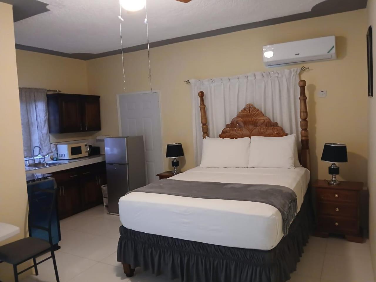 Runthings Hideaway Stay Negril Ngoại thất bức ảnh